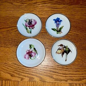Vintage Floral Mini Plates